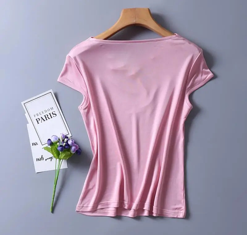 Top in pura seta naturale, con collo drappeggiato, maniche corte