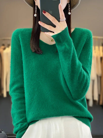Pullover donna, minimal fashion, con scollo a lupetto, 100%  Lana Merinos, ideale per la Primavera e l'Autunno.