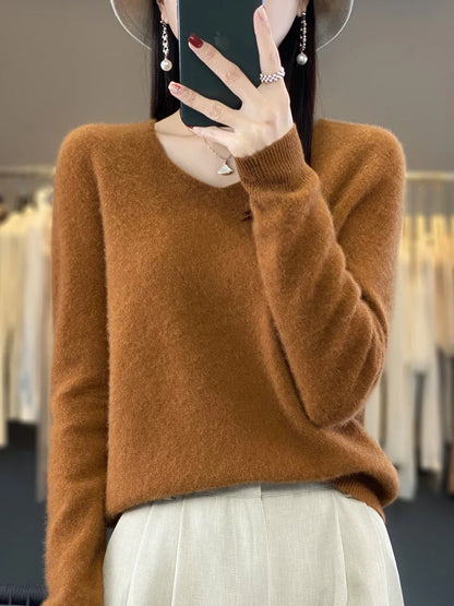 Pullover donna, minimal fashion, con scollo a lupetto, 100%  Lana Merinos, ideale per la Primavera e l'Autunno.