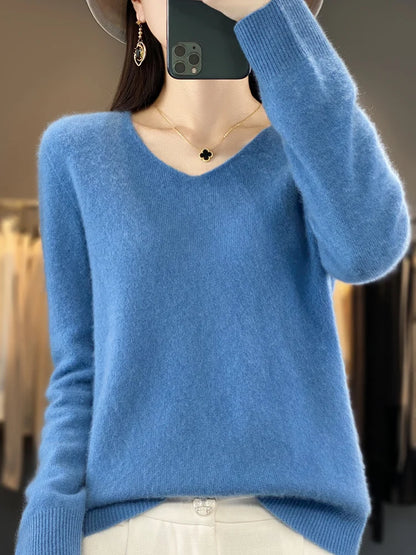 Pullover donna, minimal fashion, con scollo a lupetto, 100%  Lana Merinos, ideale per la Primavera e l'Autunno.