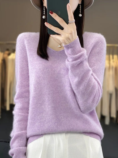 Pullover donna, minimal fashion, con scollo a lupetto, 100%  Lana Merinos, ideale per la Primavera e l'Autunno.