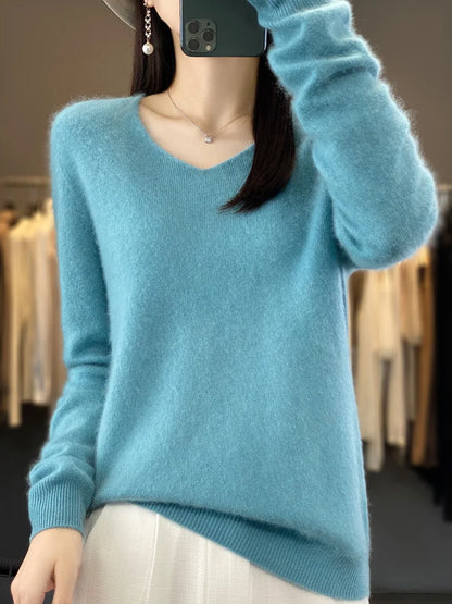 Pullover donna, minimal fashion, con scollo a lupetto, 100%  Lana Merinos, ideale per la Primavera e l'Autunno.